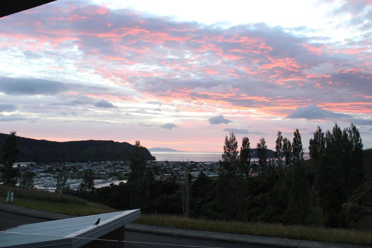 Stunning Views Bed, Breakfast & Health Retreat Bed & Breakfast Whangamata Dış mekan fotoğraf